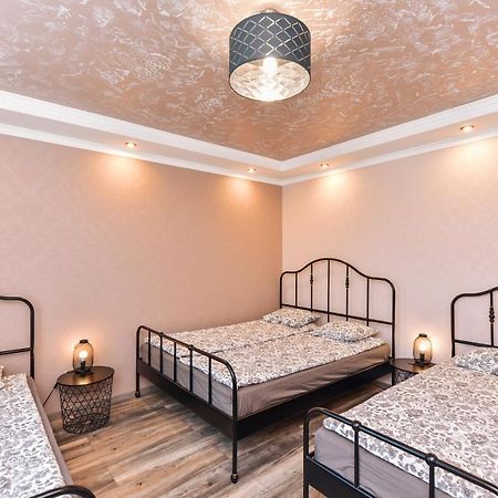 Meldernams Aparthotel Ventspils Bagian luar foto