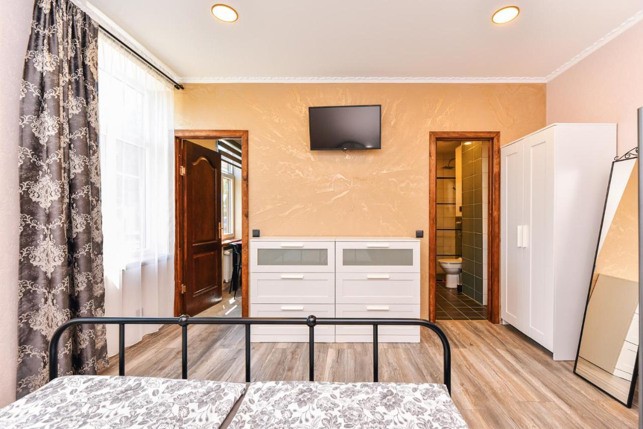 Meldernams Aparthotel Ventspils Bagian luar foto